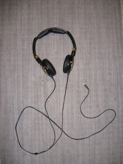 Bose Earbuds Review on Click Image For Larger Picture Bose Earbuds 8 10 Condition