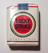 Лаки страйк арома вкусы. Сигареты СССР лаки страйк. Lucky Strike сигареты мягкая пачка. Лаки страйк сигареты в мягкой пачке. Lucky Strike XL Purple сигареты.
